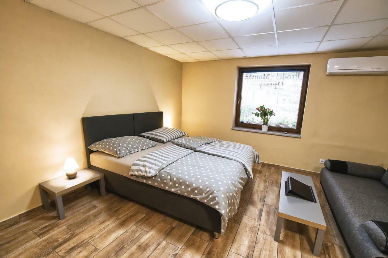 Nice Accommodation In Mikulov Extérieur photo